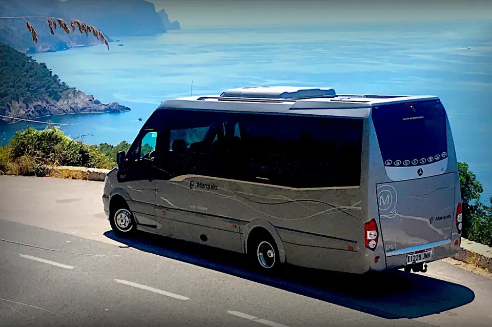 Sprinter VIP 19 durante una excursión por Mallorca.