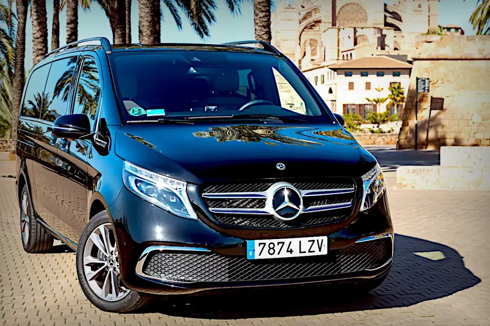 Mercedes-Benz Clase V, frontal en detalle.